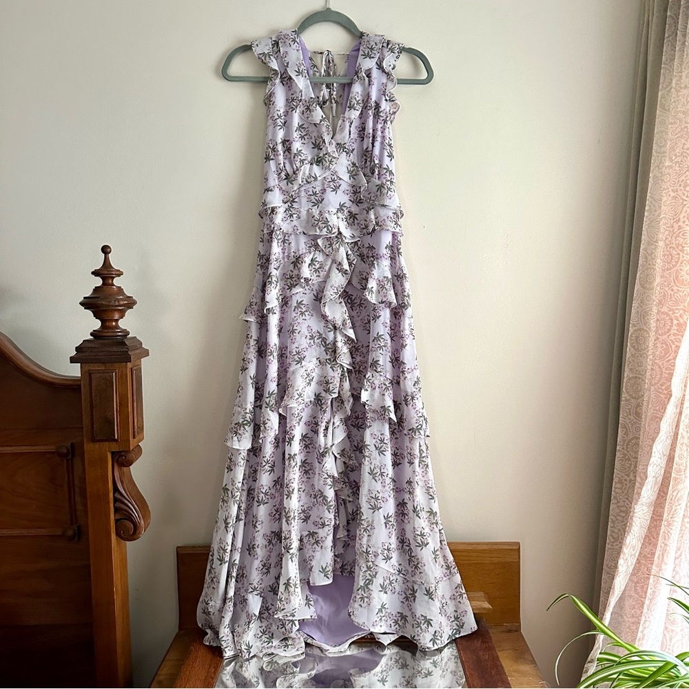 ASTR • NWT Allie‎ Ruffle Midi Dress in Lavender Multi Floral